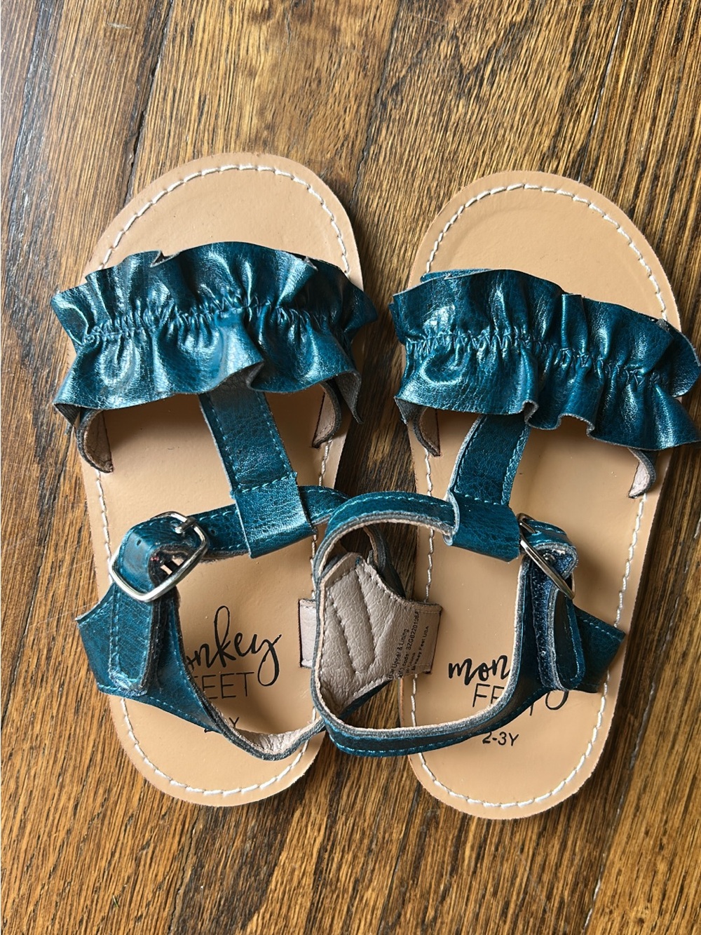 NEW Girls Teal Monkey Feet Sandals Size 2-3Y